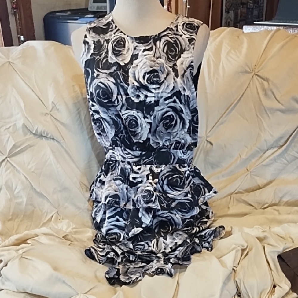 Kate Young Floral Sleeveless Dress - Black and White